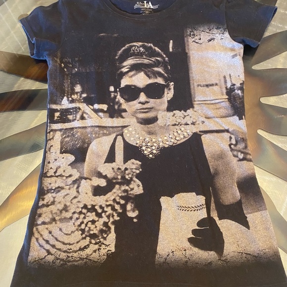 Vintage breakfast at Tiffany’s T shirt S/M - Picture 9 of 16